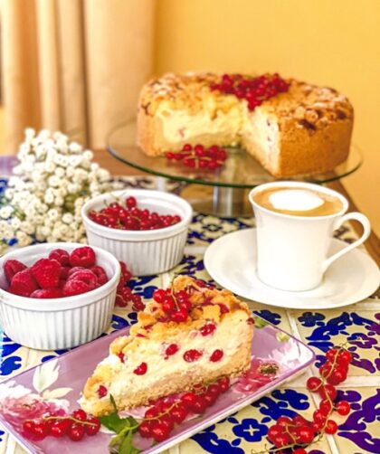 Käsekuchen mit Johannisbeeren