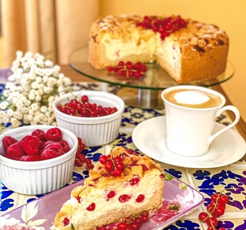 Käsekuchen mit Johannisbeeren