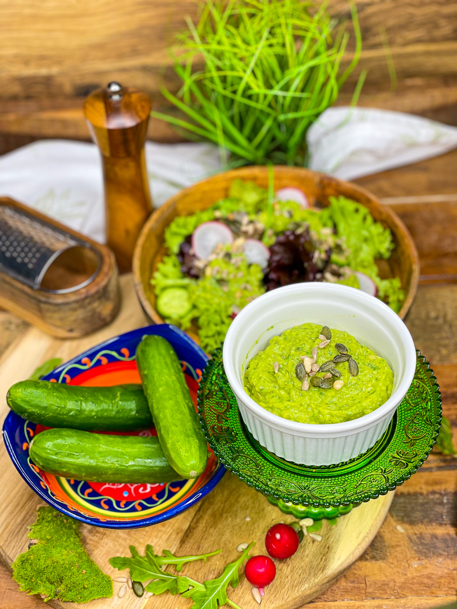 Salatcreme mit Avocado