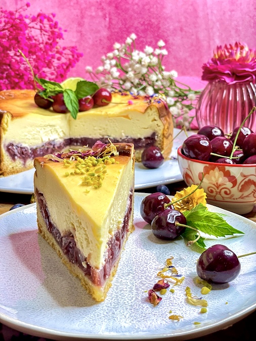 Käsekuchen mit Kirschen 