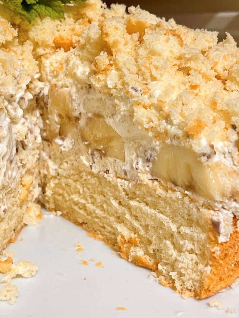 Heller Bananen-Maulwurfkuchen