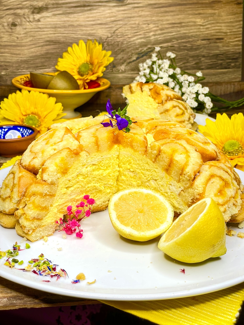 Mango-Charlotte: Sommerliche Kuppeltorte!