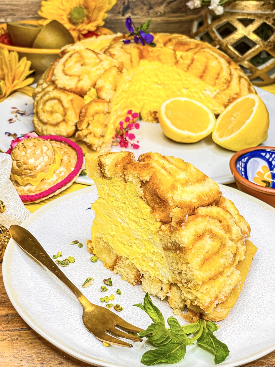 Mango-Charlotte: Sommerliche Kuppeltorte!