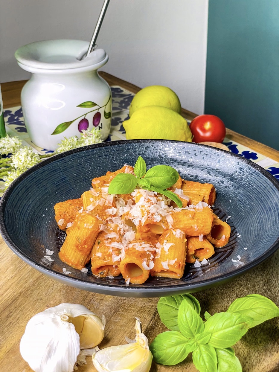 Tomatensauce mit Camembert Tomatensauce mit Camembert
