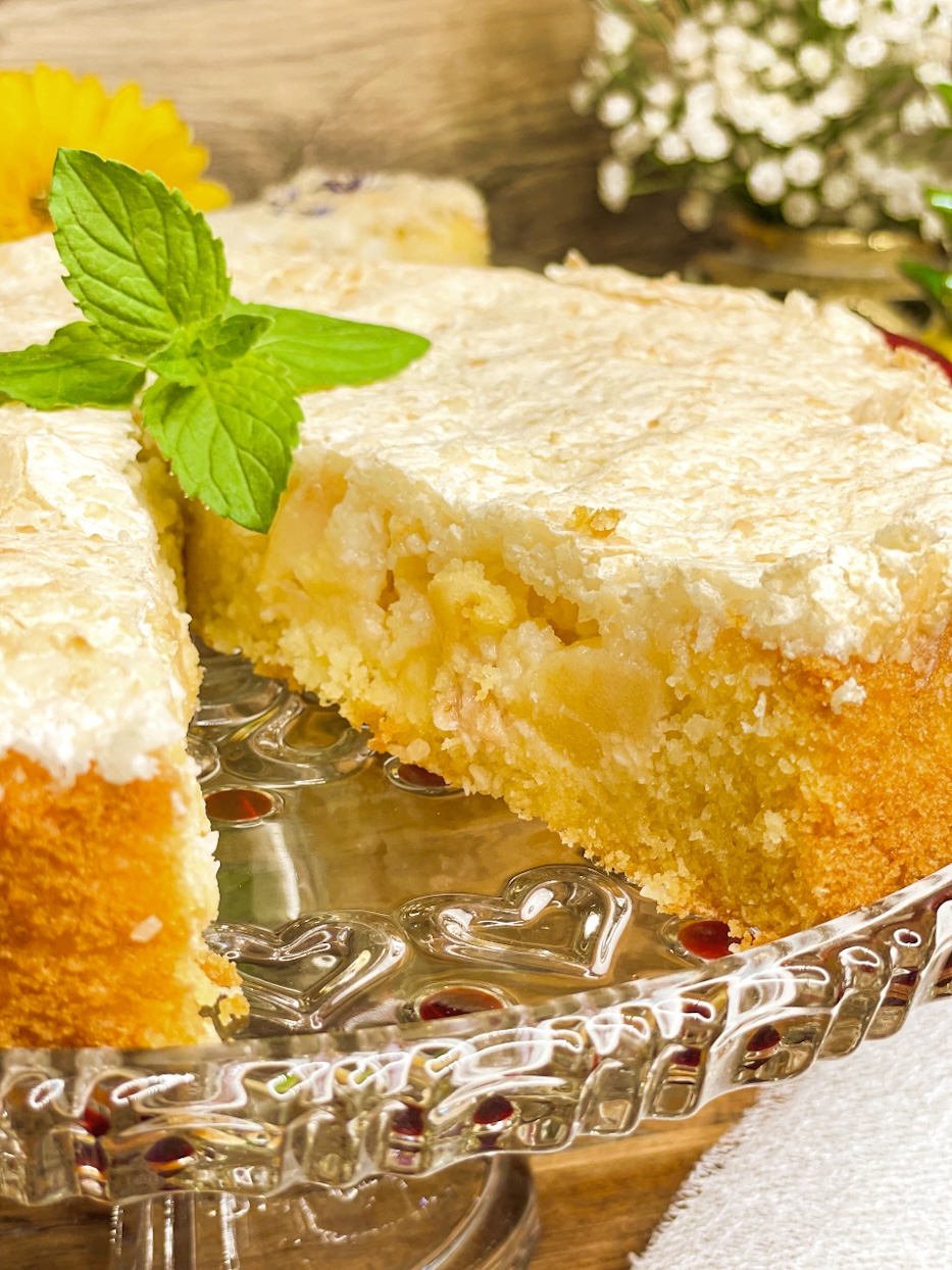 Apfelkuchen mit Kokoshaube Apfelkuchen mit Kokoshaube