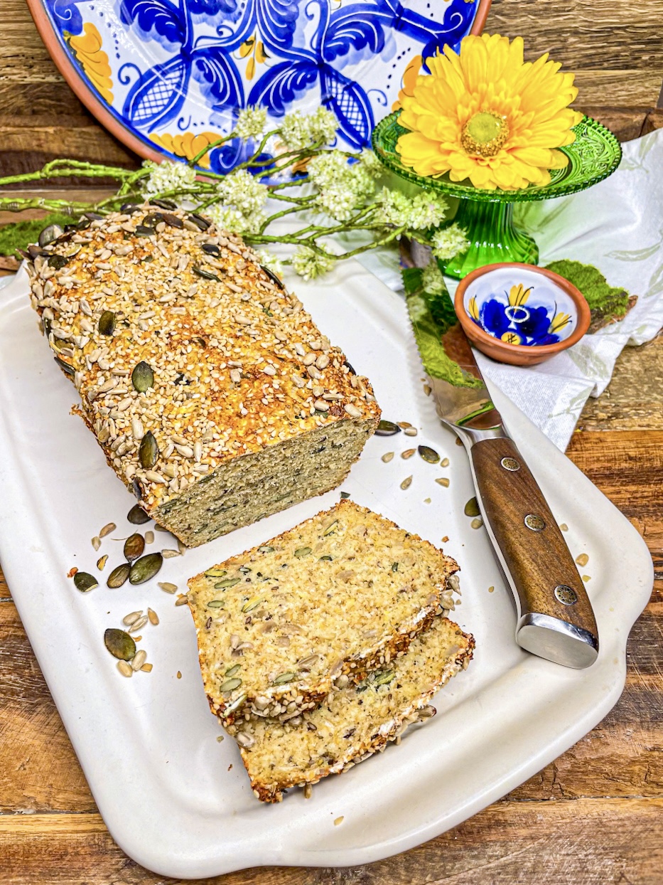Quarkbrot Rezept schnell und gesund: Der mega-leckere, einfache Körnerbrocken "Franz" aus 5 Zutaten! 2 img 4472