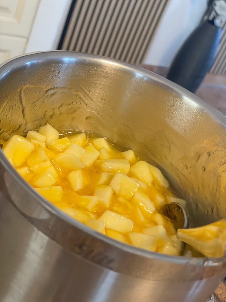 Apfel-Mürbteig-Törtchen: Der perfekte süße Herbstgenuss!