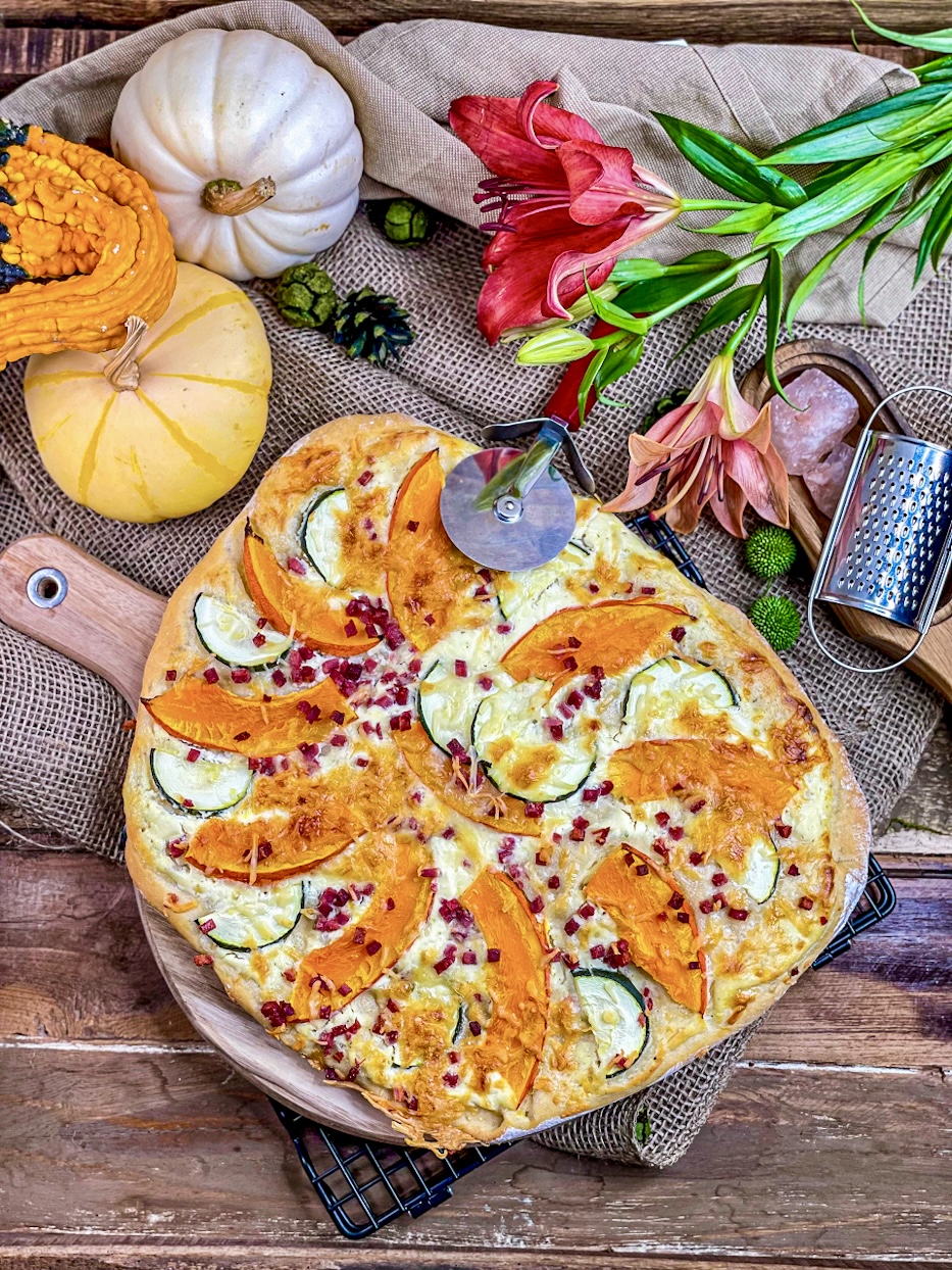 Kürbis-Flammkuchen Kürbis-Flammkuchen