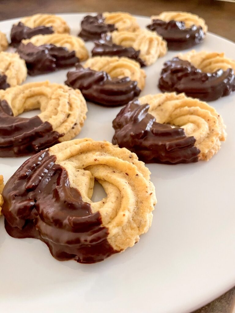 Spritzgebäck - Omas bestes Rezept einfach in 60 Minuten! - Die ... Spritzgebäck - Omas bestes Rezept einfach in 60 Minuten! - Die ...