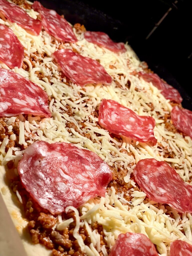 Pizza Bolognese 