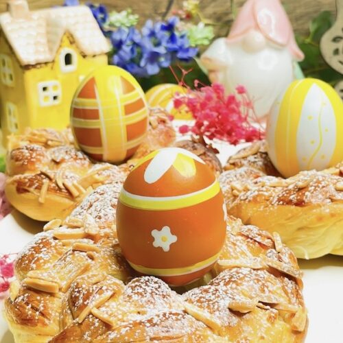Mini-Osternester aus Hefeteig einfach backen: Perfektes Rezept für fluffige Osterzöpfe (6 Stück)! 4 Osternester