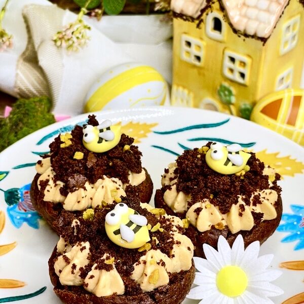 Krunchoco Cake - Lazy Cat Cake: Der virale, unwiderstehliche Knusper ...