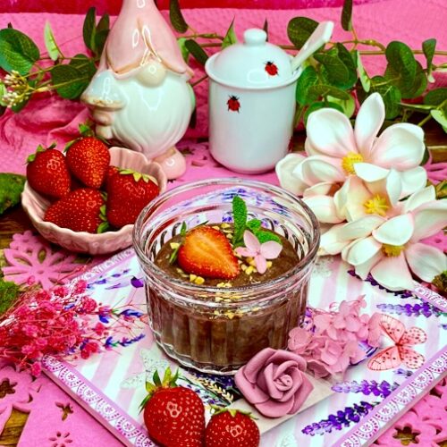 Der virale TikTok-Trend für 1A-Genuss: Zuckerfreier Schokopudding aus gekochten Eiern - Schnell, einfach & Low-Carb! 2 Schokopudding aus gekochten Eiern