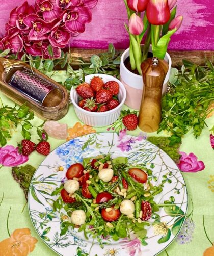 Spargel-Erdbeer-Salat