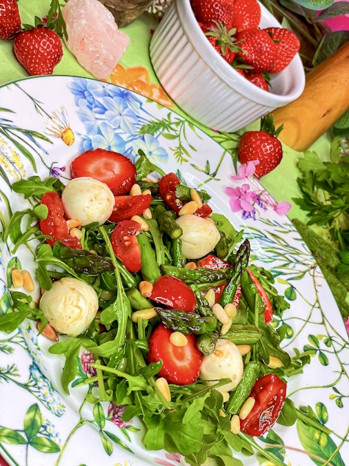 Spargel-Erdbeer-Salat 
