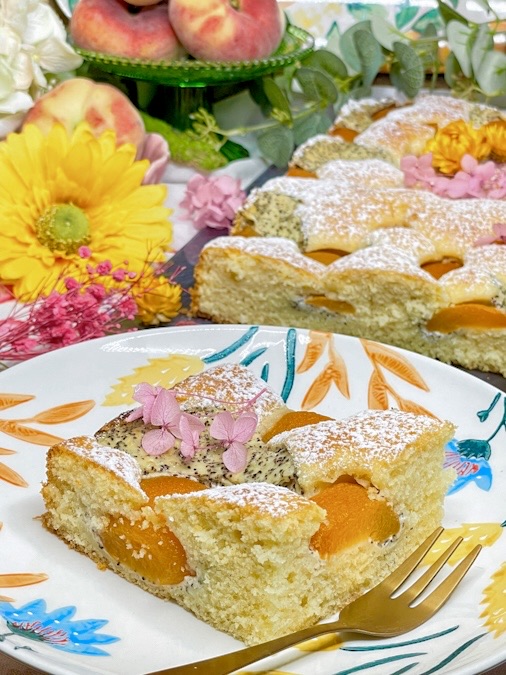 Blechkuchen mit Aprikosen