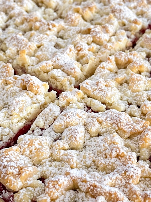 Streuselkuchen mit Himbeeren