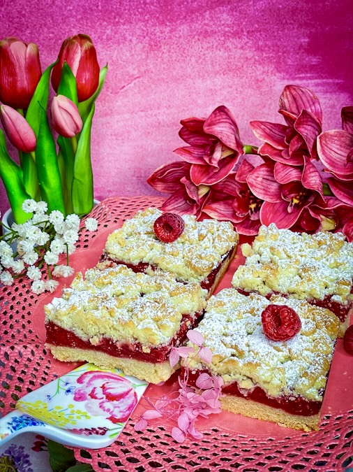 Streuselkuchen mit Himbeeren