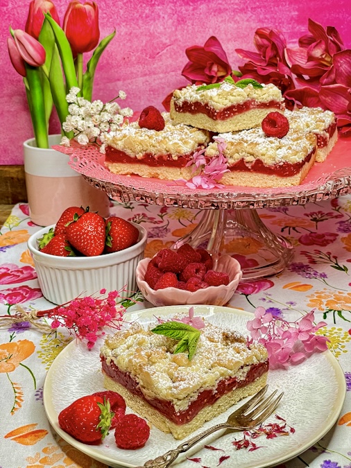 Streuselkuchen mit Himbeeren