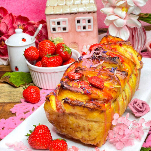 Süßes Zupfbrot mit Erdbeeren: Einfaches und leckeres Rezept für den perfekten 1A-Sommerkuchen! 2 Zupfbrot mit Erdbeeren