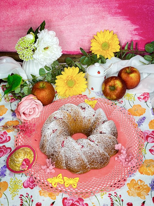 Apfel-Gugelhupf