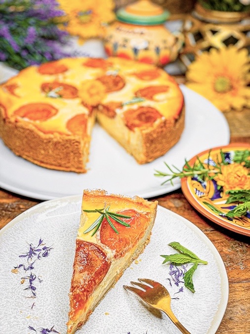 Käsekuchen mit Aprikosen