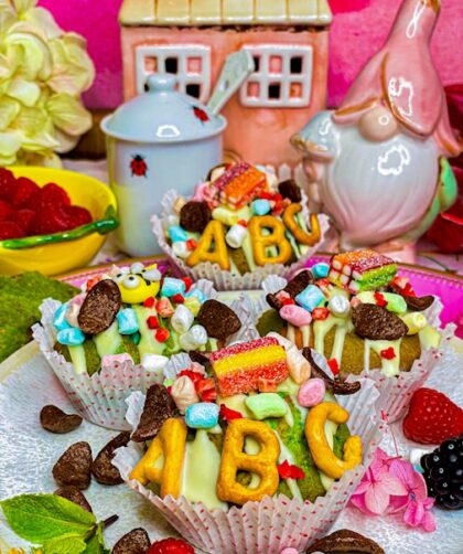 Regenbogen-Muffins