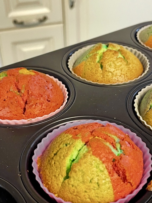 Regenbogen-Muffins