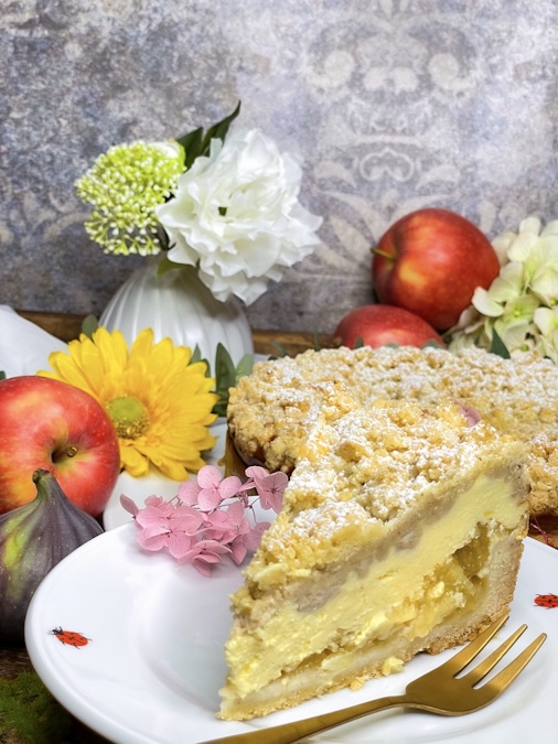 Apfel-Käsekuchen mit Streusel 