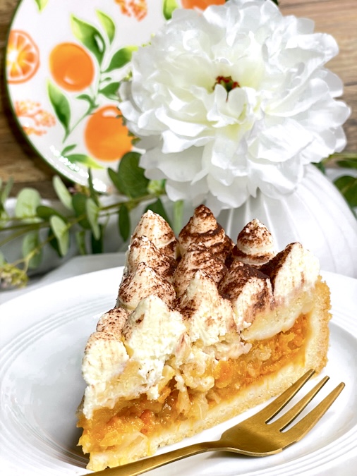 Aprikosenkuchen mit Streuseln