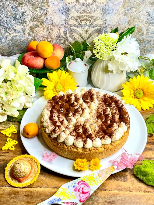 Aprikosenkuchen mit Streuseln