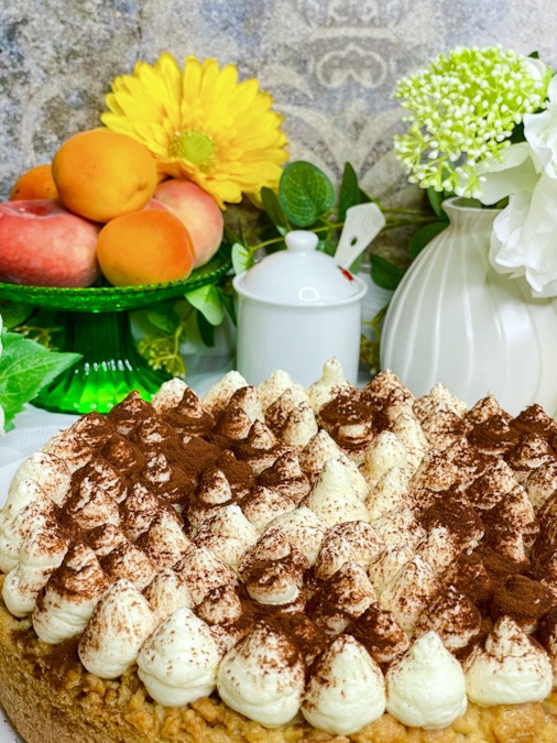 Aprikosenkuchen mit Streuseln