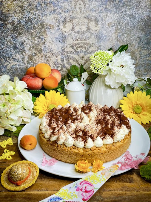 Aprikosenkuchen mit Streuseln