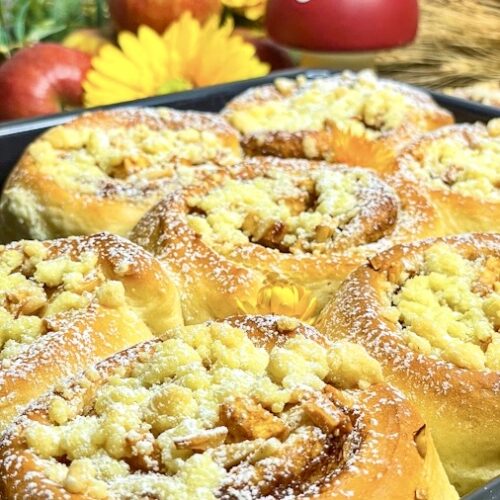 Apfelschnecken & Apfel Zimtschnecken Rezept - einfach saftig & perfekt (9 Stück) 4 Apfelschnecken
