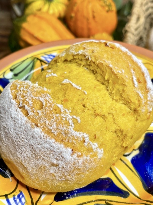 Saftige Kürbisbrötchen