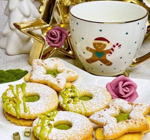 Pistazienplätzchen mit Pistaziencreme