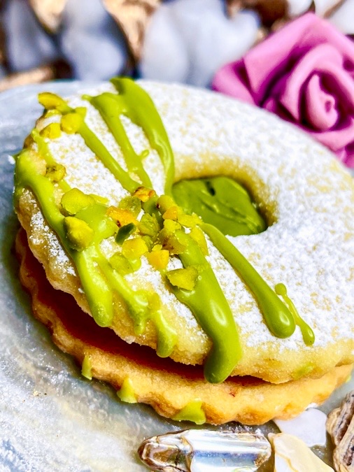 Pistazienplätzchen mit Pistaziencreme