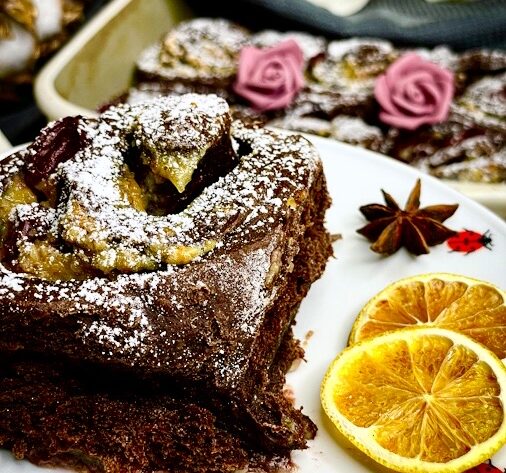 Schwarzwälder Kirsch Schnecken - einfaches & saftiges Hefegebäck mit Kirschen 9 Stück 1 Schwarzwälder Kirsch Schnecken