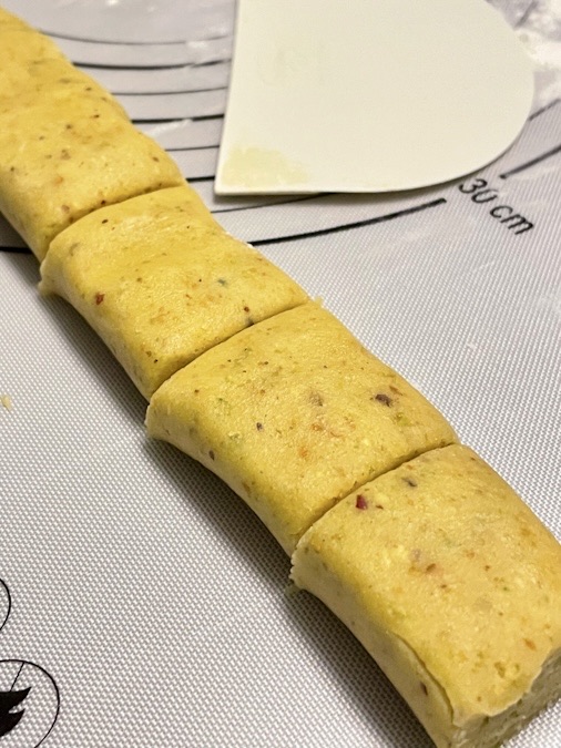 Traumstücke mit Pistazien - das beste Buttergebäck Rezept 44 Stück 2 Traumstücke