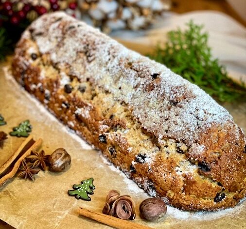 Christstollen ohne Hefe - Omas saftiges Weihnachtsstollen Rezept einfach in 60 Minuten 1 Christstollen