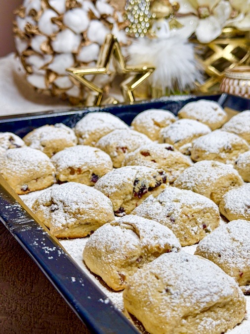 Stollenkonfekt - 50 saftige Mini-Stollen: einfaches Rezept für ...