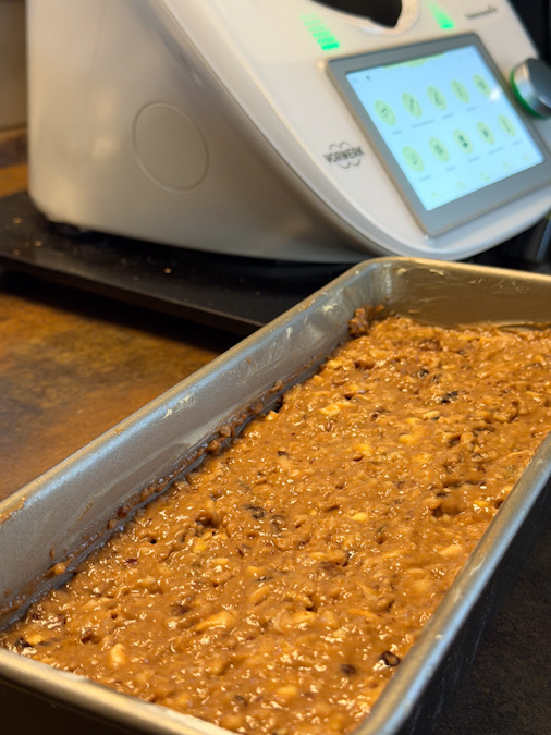 Früchtebrot selber backen - einfaches & saftiges Rezept mit Äpfeln & Nüssen für die 30-cm-Kastenform 4 Früchtebrot