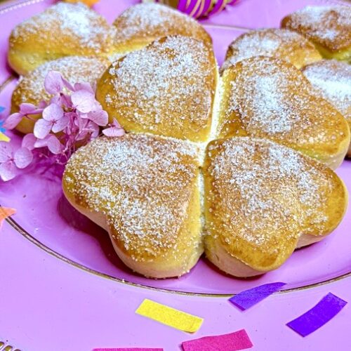 Gluecksklee aus Hefeteig1