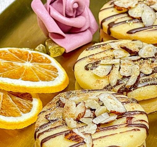 Nougattaler selber backen - einfaches, klassisches Weihnachtsplätzchen mit Nougat & Schokolade 1A-Genuss 1 Nougattaler