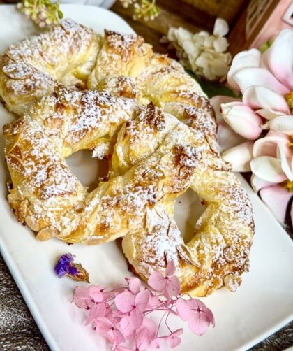 Puddingbrezeln aus Blätterteig - einfaches Rezept wie vom Bäcker 8 Stück 1 Puddingbrezeln aus Blätterteig